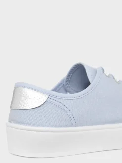 Womem Hobbs Flats|Bess Trainer